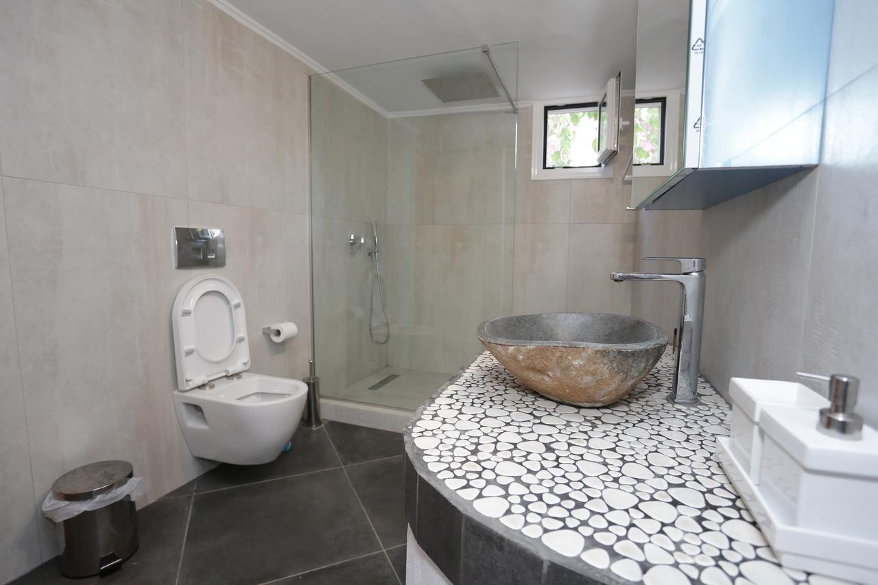 Artemis Suites Romanos  Luaran gambar