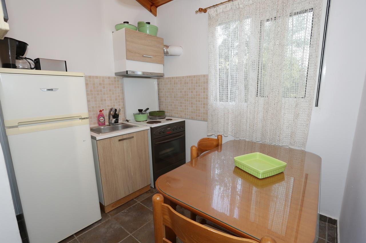 Artemis Suites Romanos  Luaran gambar