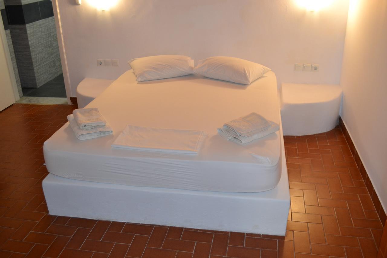 Artemis Suites Romanos  Luaran gambar